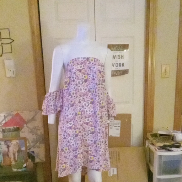 Divided Dresses & Skirts - Floral Off-Shoulder Dress